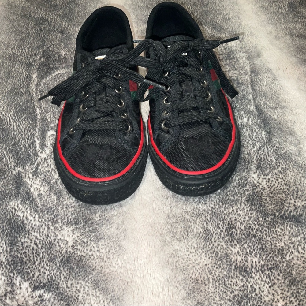 Gucci Tennis 1977 Sneakers in Black and Red